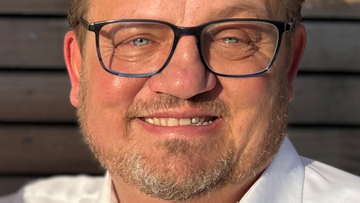 Geschäftsführer Thomas Schmidmeier von Schmidmeier NaturEnergie GmbH