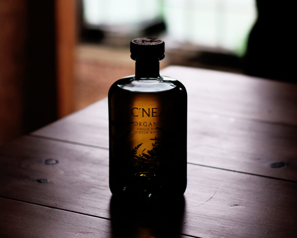 Whisky-Flasche der schottischen Traditionsbrennerei Nc'nean