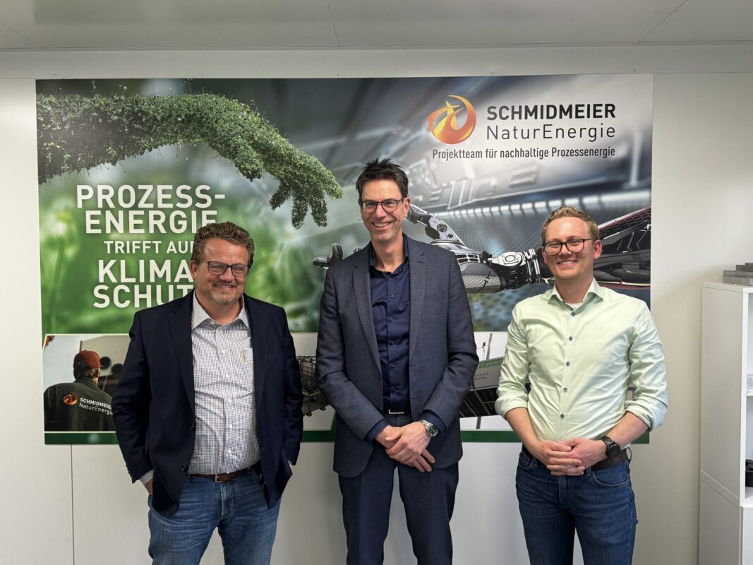 Thomas Schmidmeier, Ferdinand Schmidmeier und Dr. Robert Greb von der REWAG Regensburg