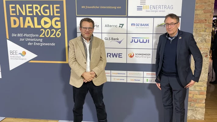 Thomas Schmidmeier und Pete Heuer der Firma Schmidmeier NaturEnergie auf dem Energiedialog in Berlin