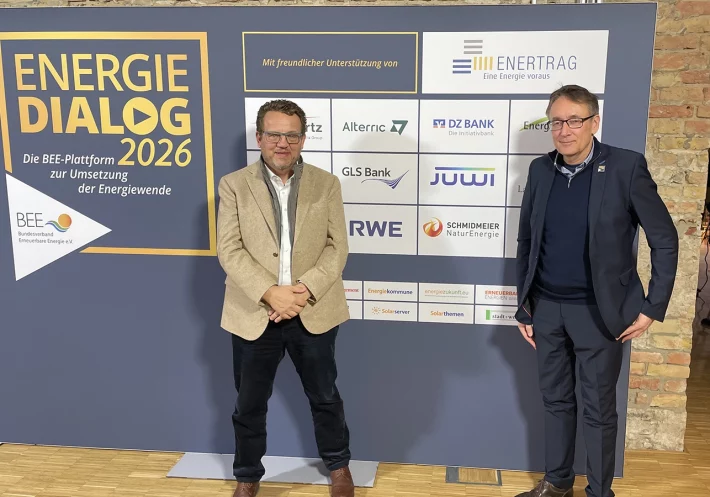 Thomas Schmidmeier und Pete Heuer der Firma Schmidmeier NaturEnergie auf dem Energiedialog in Berlin