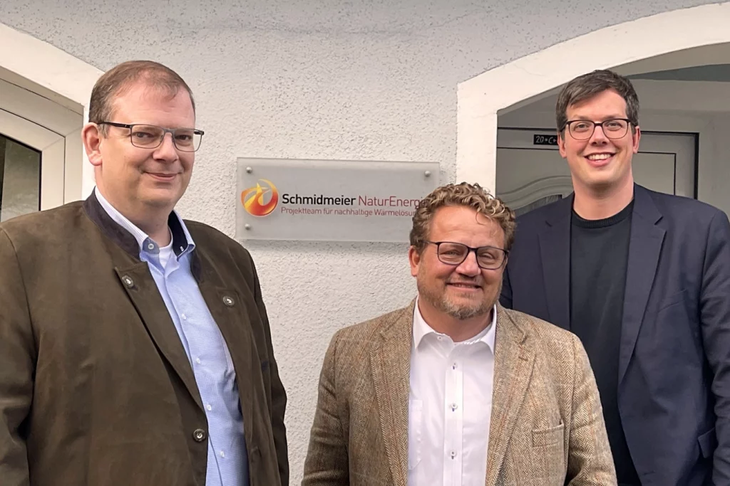 FDP-Bundestagsabgeordnete Ulrich Lechte und Dr. Lukas Köhler zusammen mit Thomas Schmidmeier