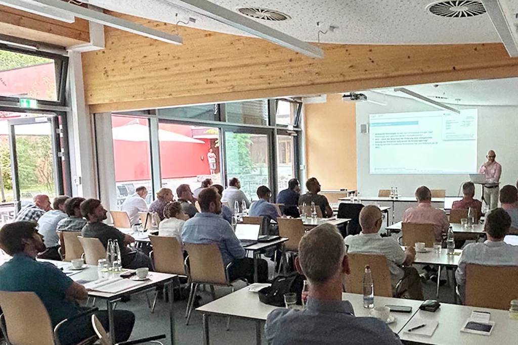 Mitglieder bei der Versammlung Bundesgütegemeinschaft Holzasche e. V.