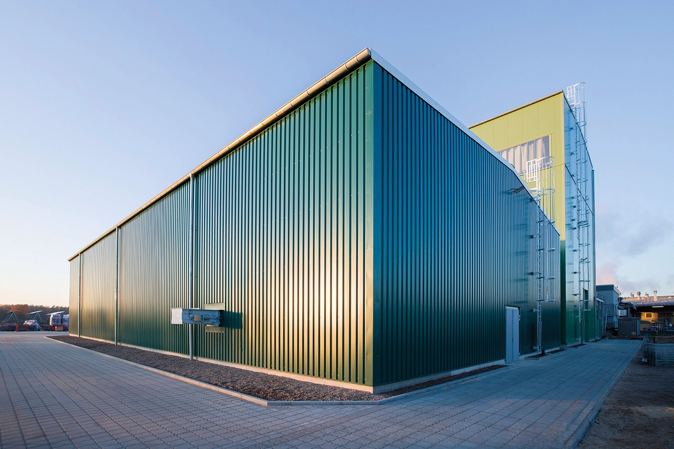 Ansicht der Anlage von außen.